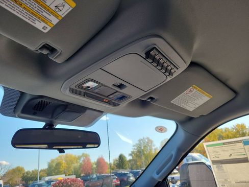 New 2026 Ford F350 XL w/ XL Chrome Package image 33