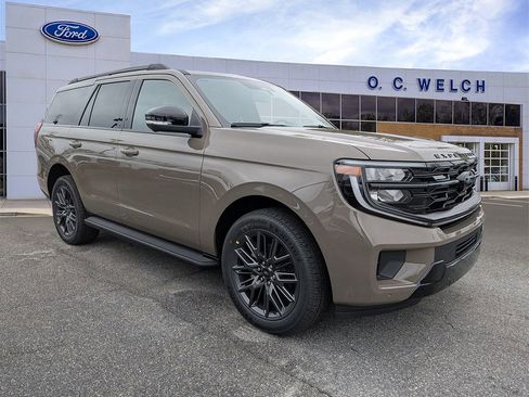 New 2026 Ford Expedition Platinum w/ Stealth Appearance Package image 1