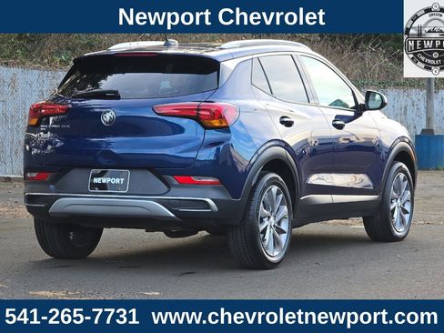 Used 2023 Buick Encore GX Essence w/ Experience Buick Package image 4