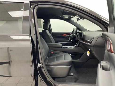 New 2026 Chevrolet Traverse Z71 w/ Driver Confidence Package image 14