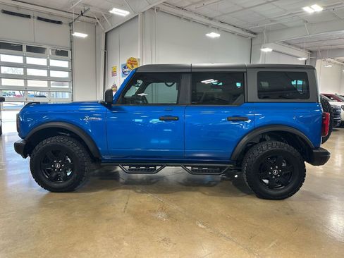 Used 2023 Ford Bronco Black Diamond image 5