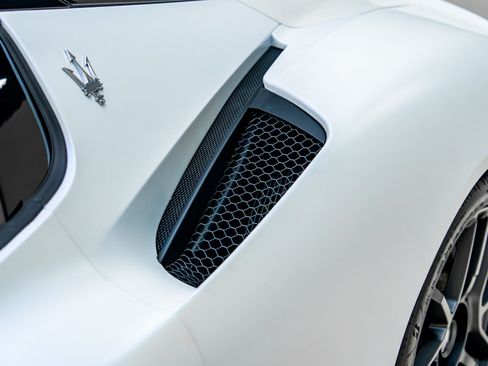 Used 2023 Maserati MC20 Coupe RWD image 30
