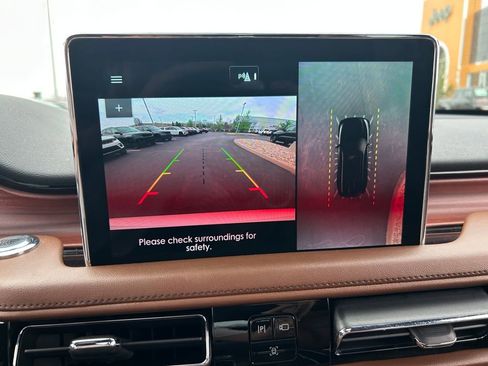 Used 2023 Lincoln Aviator Reserve w/ Equipment Group 201A AWD/4WD image 14