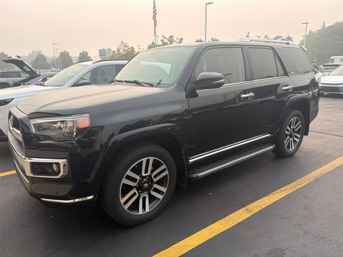 Used 2014 Toyota 4Runner Limited AWD/4WD image 2
