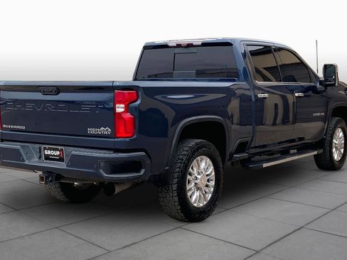 Used 2020 Chevrolet Silverado 2500 High Country w/ Z71 Off-Road Package AWD/4WD image 13