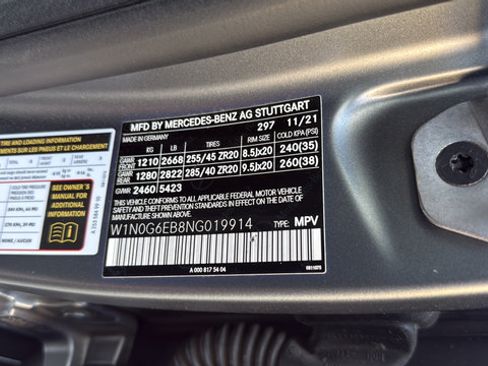 Used 2022 Mercedes-Benz GLC 43 AMG 4MATIC image 32