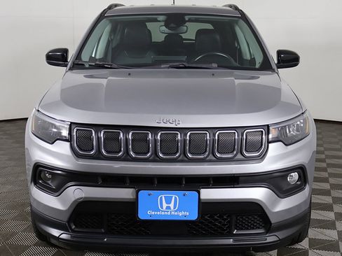 Used 2022 Jeep Compass Latitude AWD/4WD image 11
