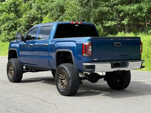 Used 2018 GMC Sierra 1500 SLT w/ SLT Premium Package AWD/4WD image 2