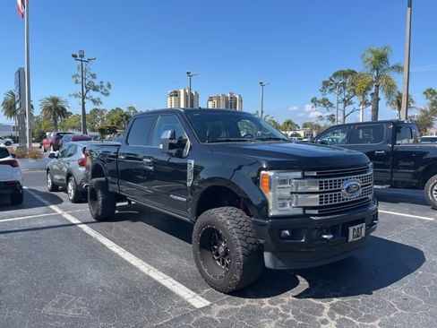 Used 2021 Ford F250 XLT w/ XLT Premium Package image 1