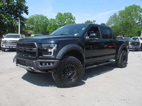 Used 2018 Ford F150 Raptor w/ Equipment Group 802A Luxury AWD/4WD image 42