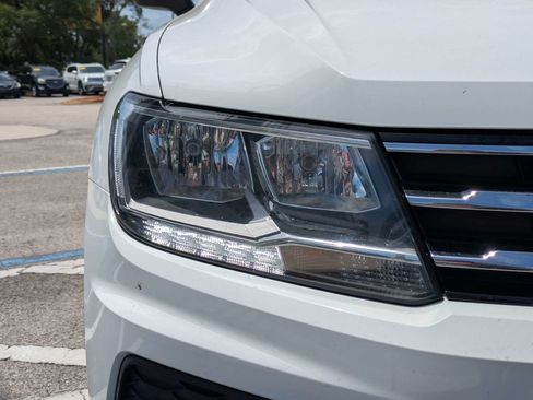 Used 2019 Volkswagen Tiguan SE FWD image 10