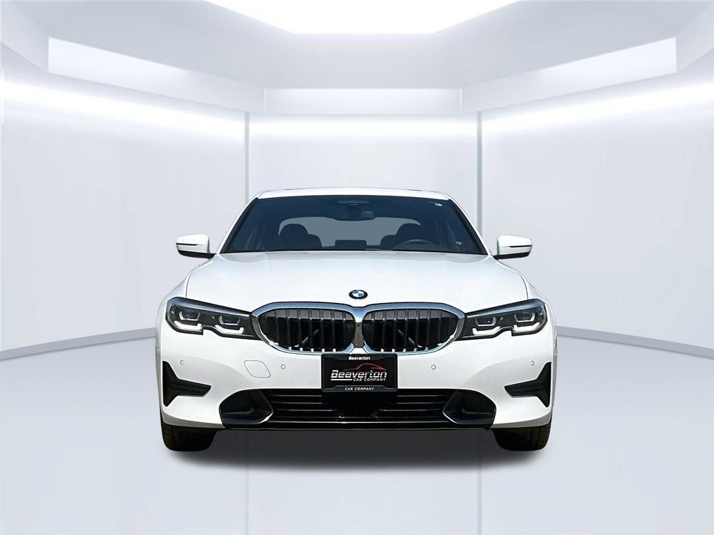 Used 2020 BMW 330i Sedan w/ Premium Package RWD image 5