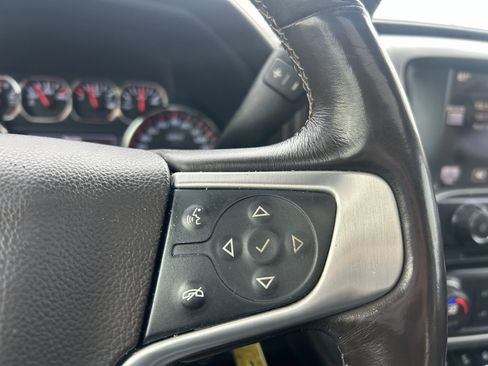 Used 2014 GMC Sierra 1500 SLT w/ SLT Crew Cab Value Package image 19