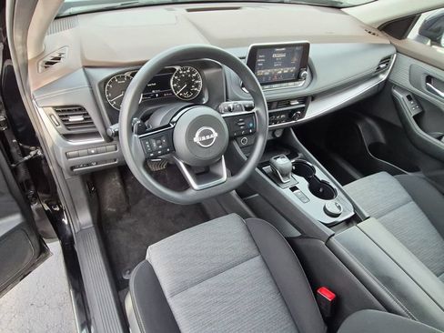 Used 2023 Nissan Rogue SV AWD/4WD image 10