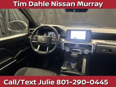 Used 2024 Toyota Tacoma SR5 AWD/4WD image 20