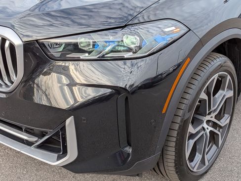 Used 2024 BMW X5 xDrive40i w/ Premium Package image 9