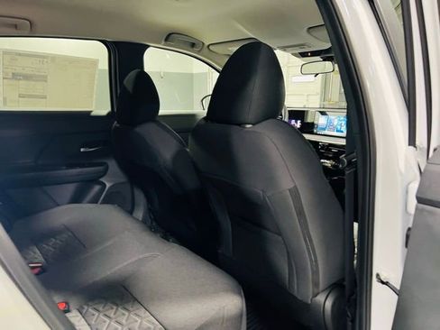 New 2026 Nissan Kicks SV image 26