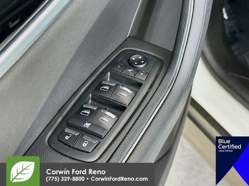 Used 2022 Maserati Levante GT AWD/4WD image 21