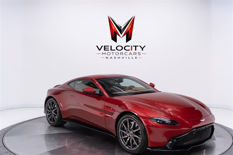Used 2020 Aston Martin V8 Vantage Coupe RWD image 12