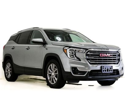 Used 2024 GMC Terrain SLT