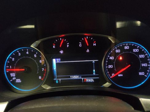 Used 2019 Chevrolet Traverse LT FWD image 23