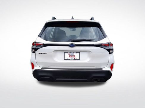 Certified 2025 Subaru Forester AWD/4WD image 7