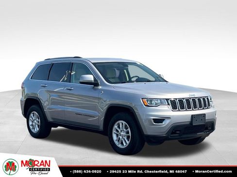 Used 2020 Jeep Grand Cherokee Laredo AWD/4WD image 7