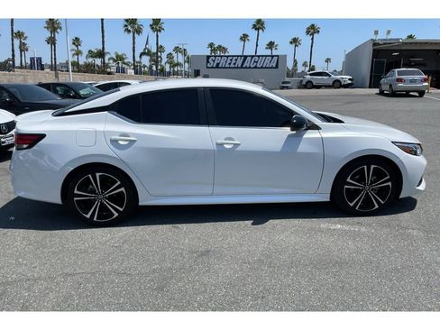 Used 2022 Nissan Sentra SR FWD image 6