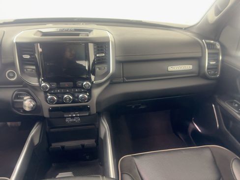 Used 2024 RAM 1500 Laramie image 25