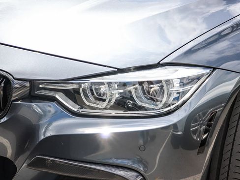 Used 2018 BMW 340i Sedan w/ Premium Package RWD image 2