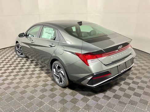 New 2026 Hyundai Elantra Limited image 14