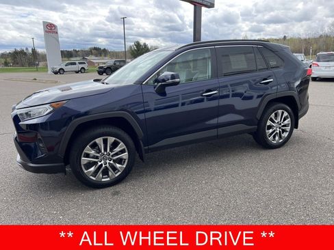 Used 2020 Toyota RAV4 Limited w/ Limited Grade Weather Package AWD/4WD image 5