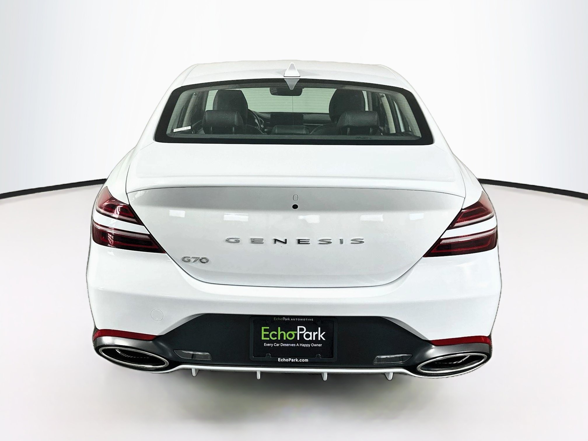 Used 2025 Genesis G70 2.5T RWD image 7
