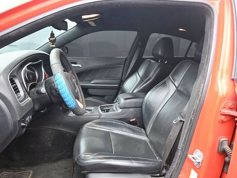 Used 2017 Dodge Charger R/T w/ Plus Group image 18