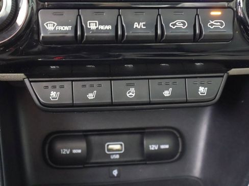 Used 2021 Kia Sportage EX w/ EX Technology Package image 48