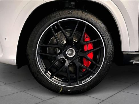 New 2026 Mercedes-Benz GLE 63 AMG S image 17