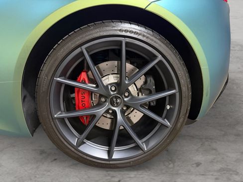 Used 2025 Lotus Emira RWD image 18
