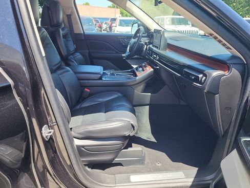 Used 2023 Lincoln Aviator Reserve w/ Equipment Group 201A AWD/4WD image 26
