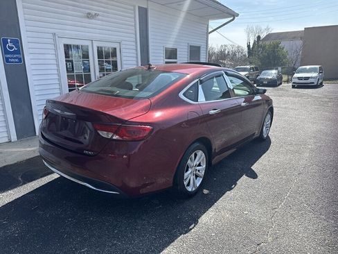 Used 2015 Chrysler 200 Limited w/ Convenience Group image 38