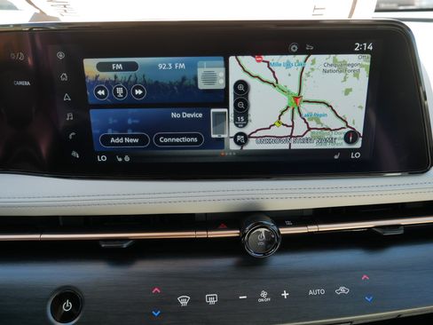 Certified 2024 Nissan Ariya AWD image 22