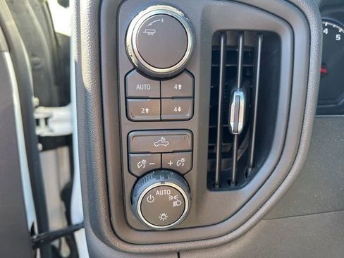 Used 2024 Chevrolet Silverado 1500 Custom Trail Boss w/ LPO, Dark Essentials Package image 44