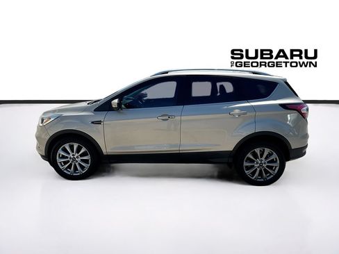 Used 2017 Ford Escape Titanium FWD image 4
