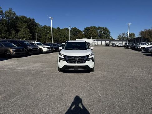 New 2026 Nissan Rogue SV image 2