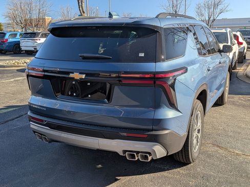 New 2026 Chevrolet Traverse LT w/ Driver Confidence Package image 8
