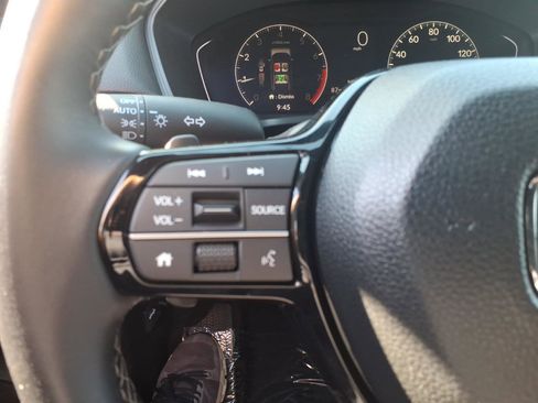 Used 2025 Honda Civic Sport image 17