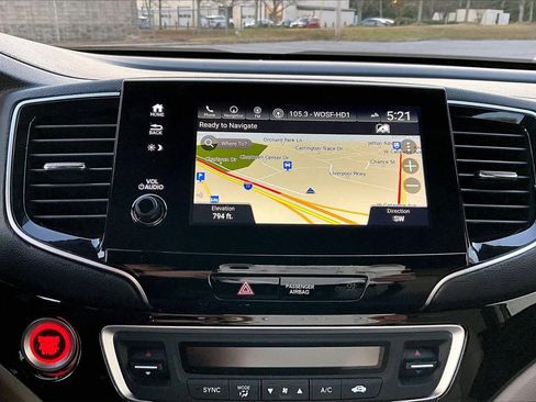 Used 2019 Honda Pilot Touring image 13