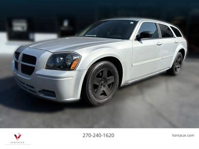 Used 2005 Dodge Magnum SE