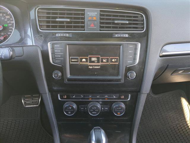 Used 2016 Volkswagen GTI 4-Door FWD image 15