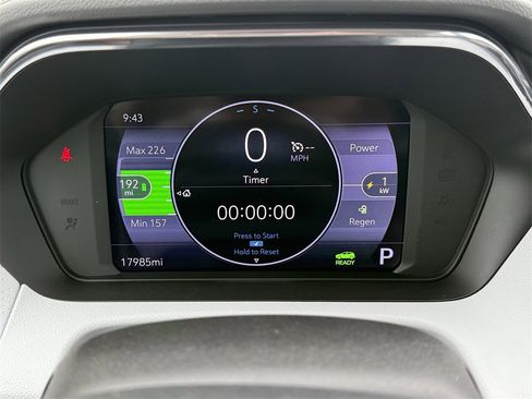 Used 2023 Chevrolet Bolt EUV Premier image 22