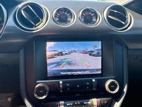 Used 2020 Ford Mustang Shelby GT500 w/ Technology Package RWD image 25